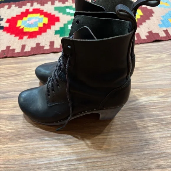 hasbeen clog boot - Picture 2 of 4